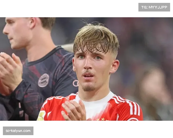 十七岁小将卡尔传射建功 拜仁青春风暴未来可期 十七岁小将卡尔传射建功 拜仁青春风暴未来可期